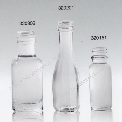 Chai lọ thủy tinh màu trắng mã 32